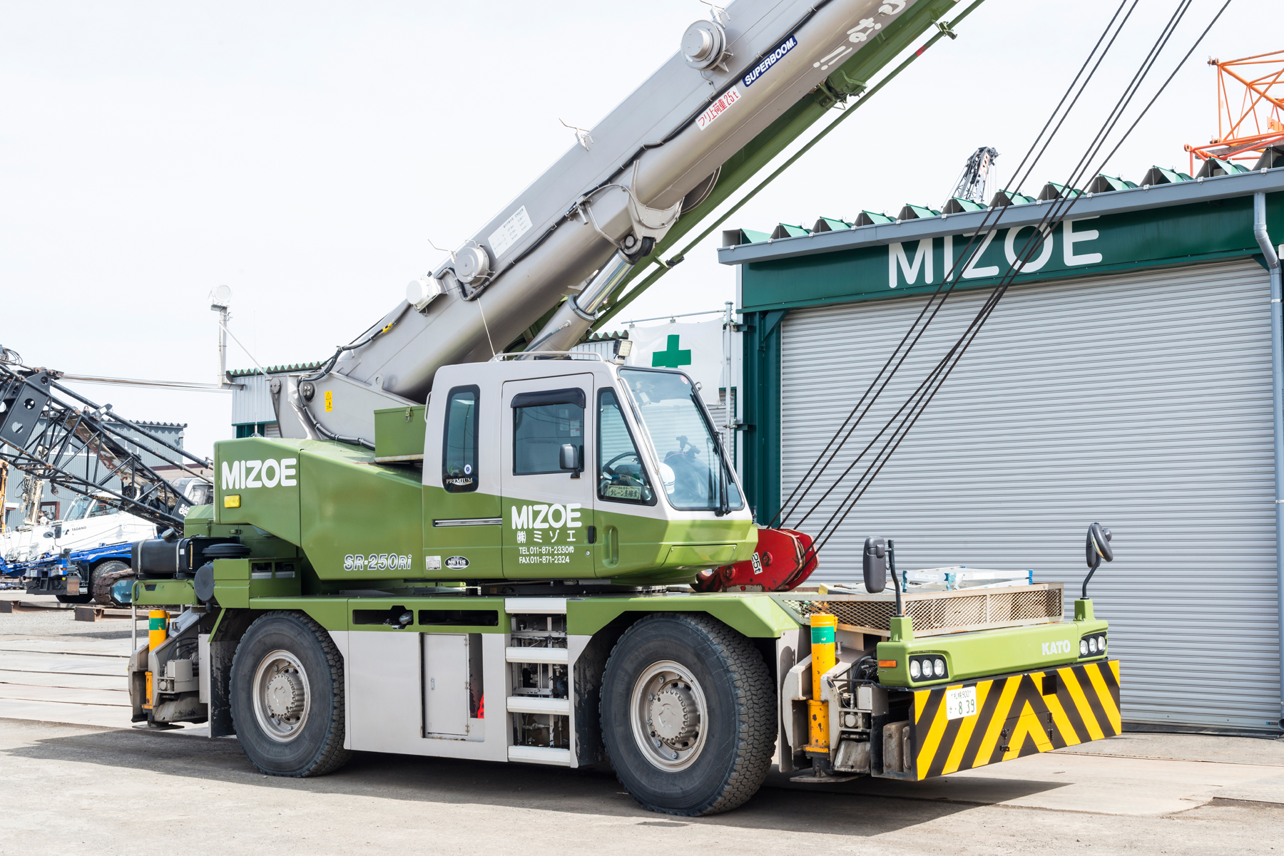 25ｔ全油圧式ラフタークレーン839