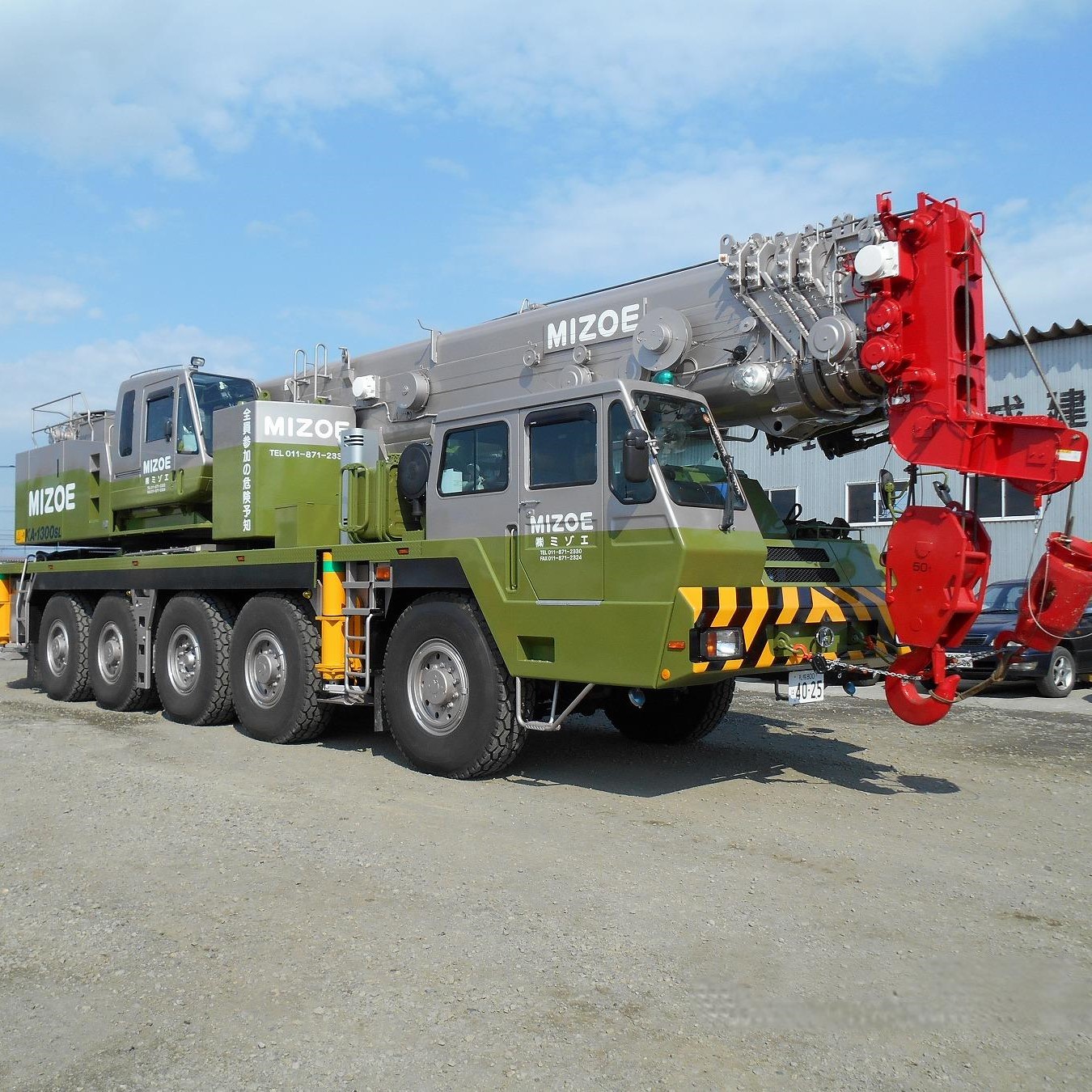 オールテレーンクレーン